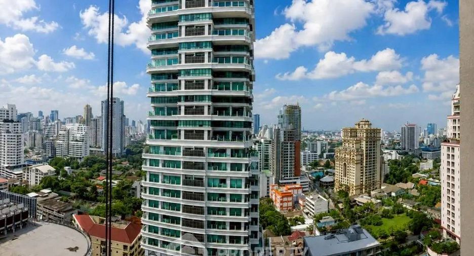 Wohnung zur Miete mit 2 Zimmer in Khlong Toei, Bangkok