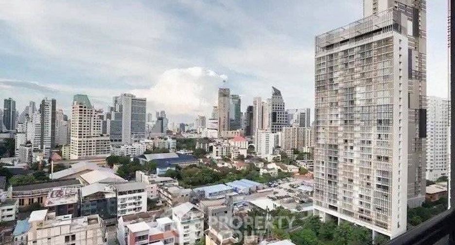 Condo en alquiler de 2 habitaciones en Khlong Toei, Bangkok