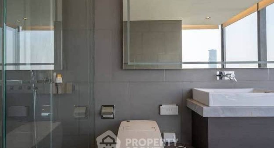 For rent 2 bedrooms condo in Sathon, Bangkok