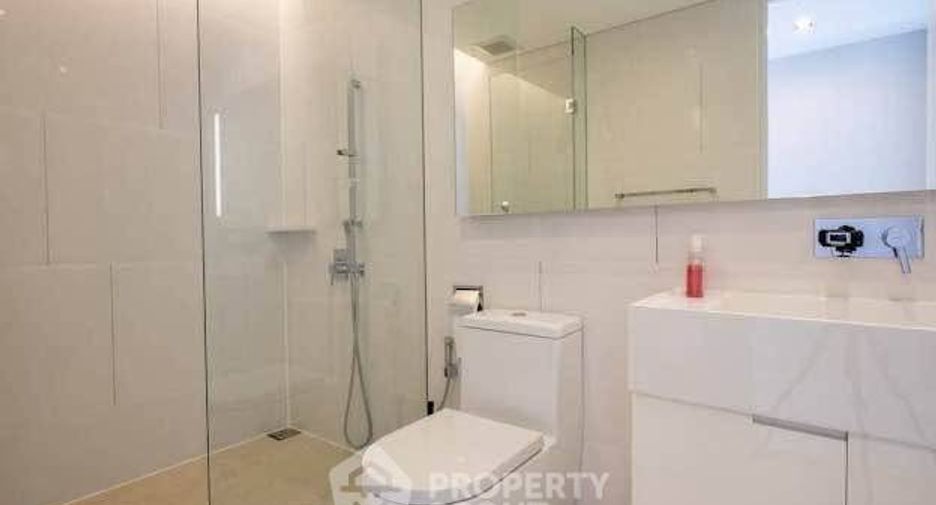 For rent 2 bedrooms condo in Sathon, Bangkok