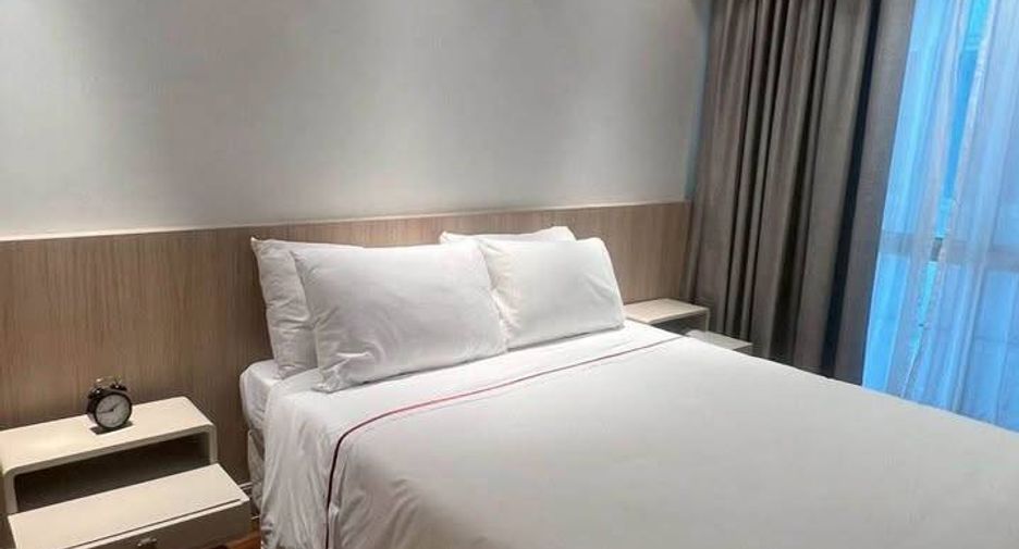 For rent 3 bedrooms apartment in Pathum Wan, Bangkok