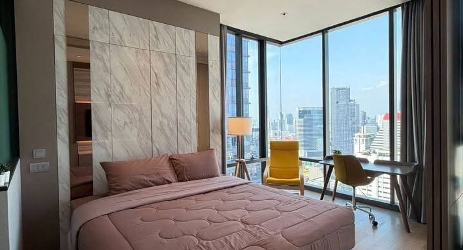 Condo en alquiler de 1 habitaciones en Bang Rak, Bangkok