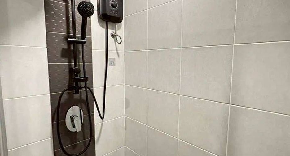 For rent 2 bedrooms condo in South Pattaya, Pattaya