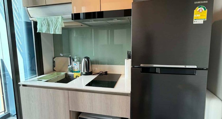 For rent 1 bed condo in Phra Khanong, Bangkok