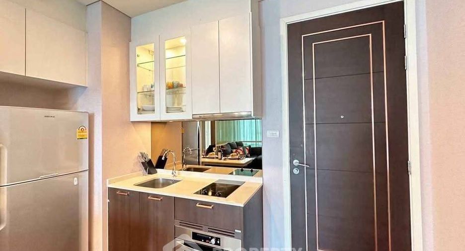 À louer 1 chambre condo à Watthana, Bangkok
