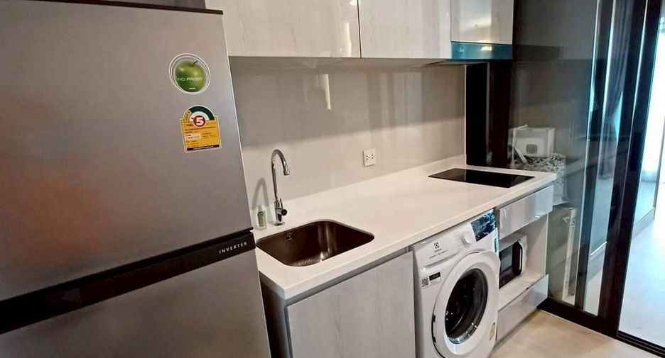 For rent 1 bed condo in Pathum Wan, Bangkok