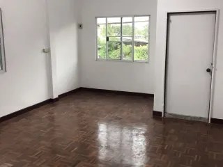 For rent 3 bedrooms townhouse in Sai Mai, Bangkok