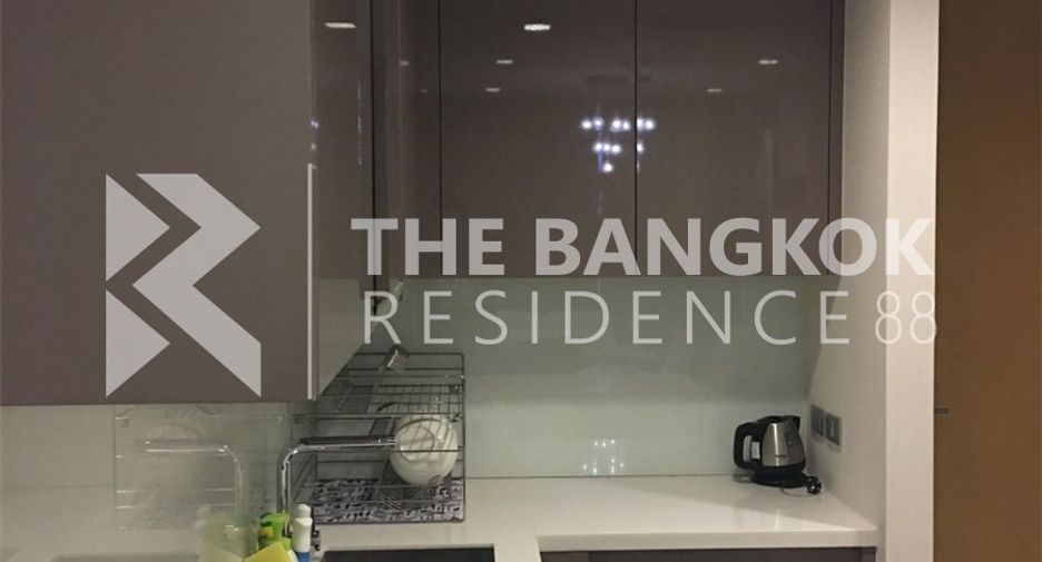 For sale 2 ベッドルーム condo in Khlong Toei, Bangkok