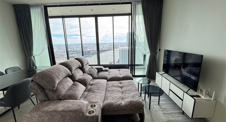 For rent 2 bedrooms condo in Khlong San, Bangkok