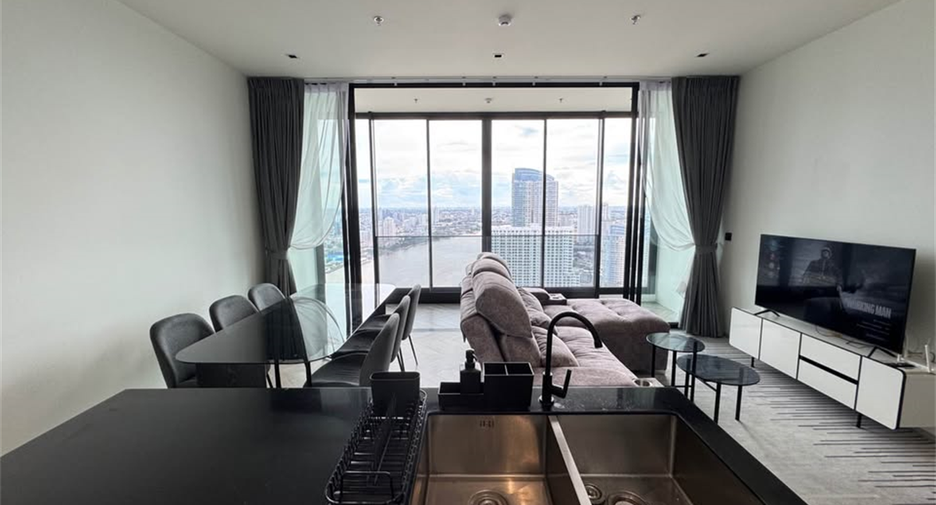For rent 2 bedrooms condo in Khlong San, Bangkok