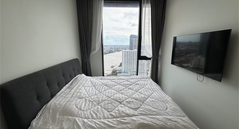 For rent 2 bedrooms condo in Khlong San, Bangkok