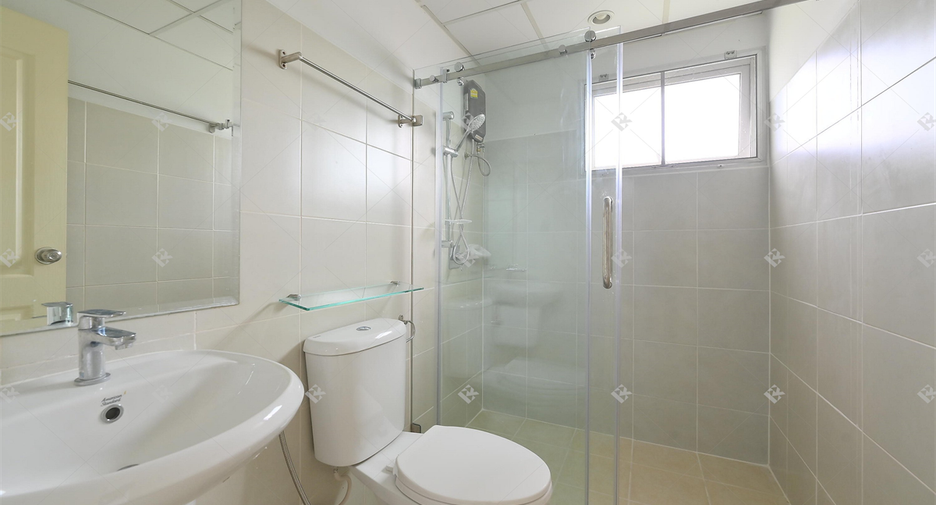 For sale 2 bedrooms condo in Chatuchak, Bangkok