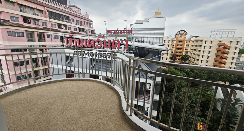 出售 2 卧室 公寓 在 Chatuchak, 曼谷