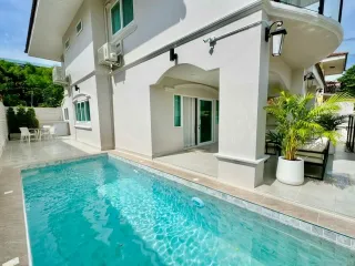 For sale 4 bedrooms house in Bang Lamung, Chonburi