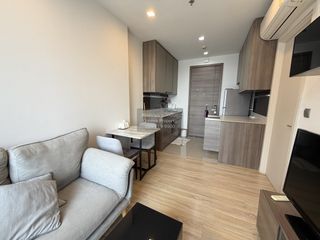 For rent 1 bed condo in Phaya Thai, Bangkok