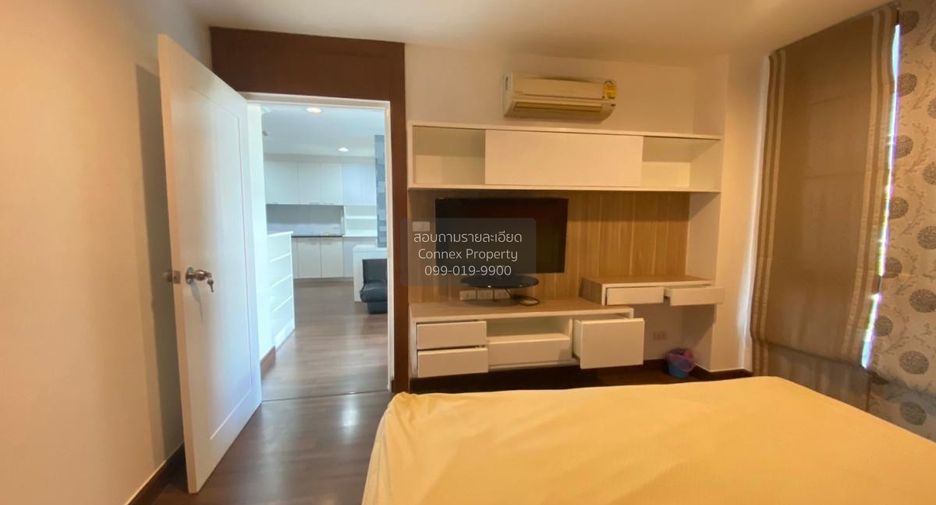 For rent 2 bedrooms condo in Watthana, Bangkok