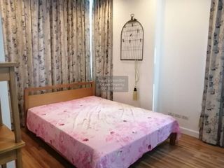 For rent 2 bedrooms condo in Phra Khanong, Bangkok