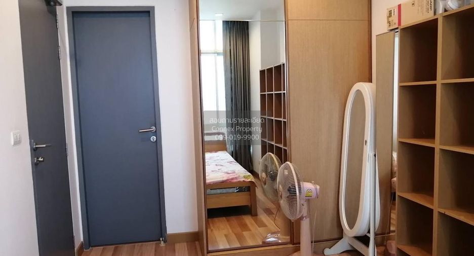 For rent 2 bedrooms condo in Phra Khanong, Bangkok
