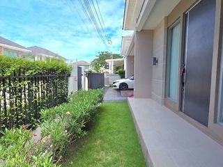 出租 4 卧室 独立屋 在 Lat Krabang, 曼谷