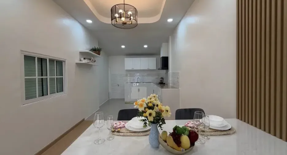 À vendre 2 chambres maison de ville à East Pattaya, Pattaya