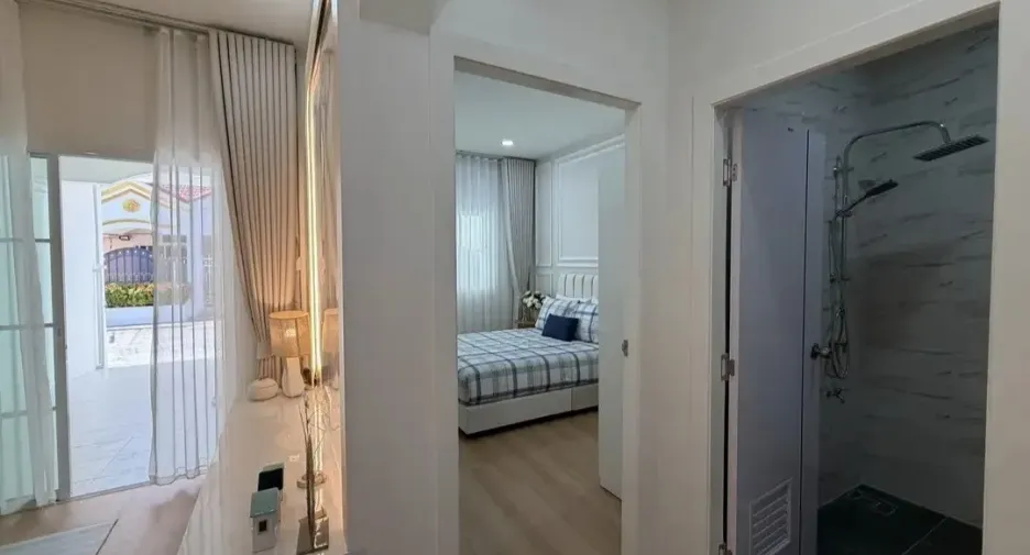 À vendre 2 chambres maison de ville à East Pattaya, Pattaya