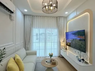 Casa adosada en venta de 2 habitaciones en Bang Lamung, Chonburi