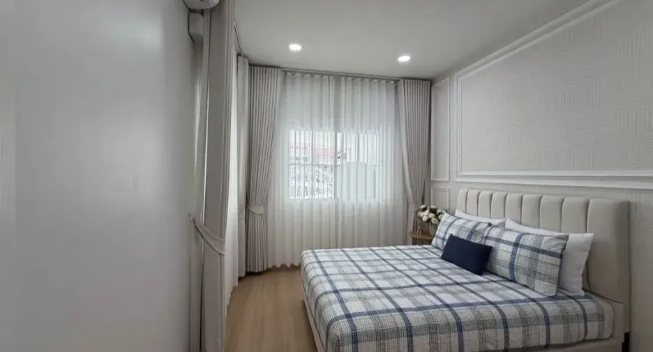 À vendre 2 chambres maison de ville à East Pattaya, Pattaya