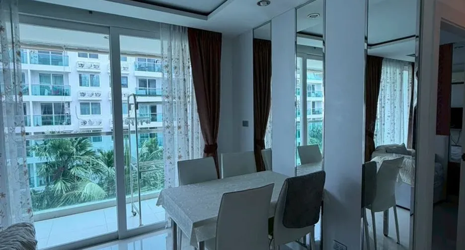 À vendre 2 chambres condo à Jomtien, Pattaya