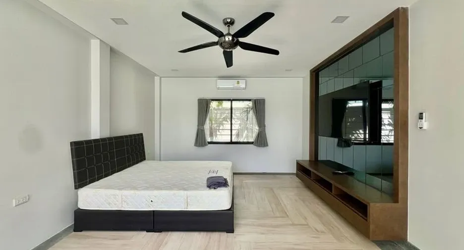 Villa en venta de 5 habitaciones en Jomtien, Pattaya