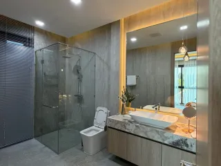 Villa en venta de 5 habitaciones en Bang Lamung, Chonburi