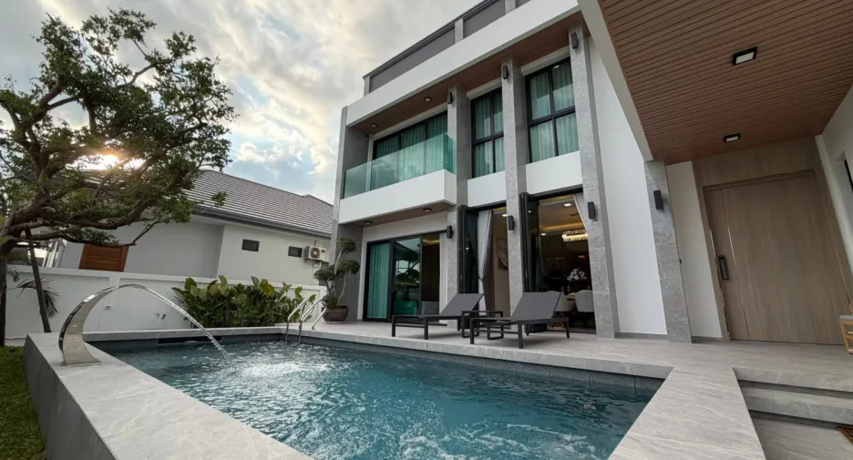 Villa en venta de 5 habitaciones en East Pattaya, Pattaya
