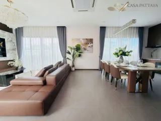 Villa en venta de 4 habitaciones en Bang Lamung, Chonburi