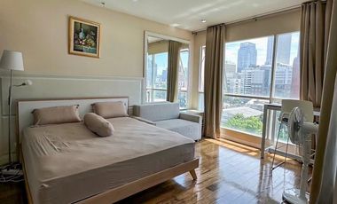 Wohnung zur Miete mit 1 Zimmer in Pathum Wan, Bangkok