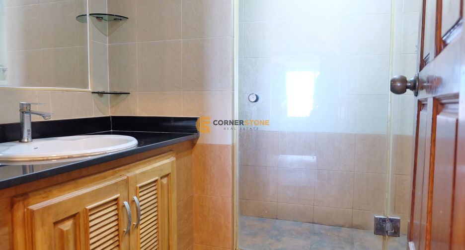 For rent 1 bed condo in Pratumnak, Pattaya