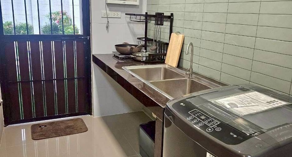 Продажа 3 спальни таунхаус в Сан Кампаенг, Чианг Маи