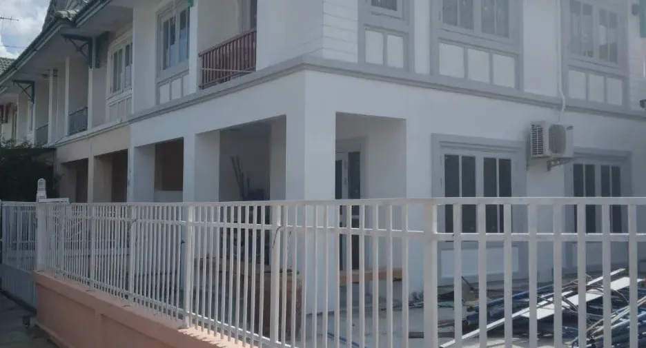 Продажа и аренда 3 спальни дом в Sai Noi, Нонтабури