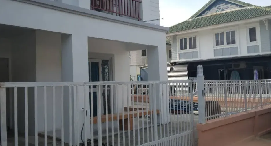 Продажа и аренда 3 спальни дом в Sai Noi, Нонтабури