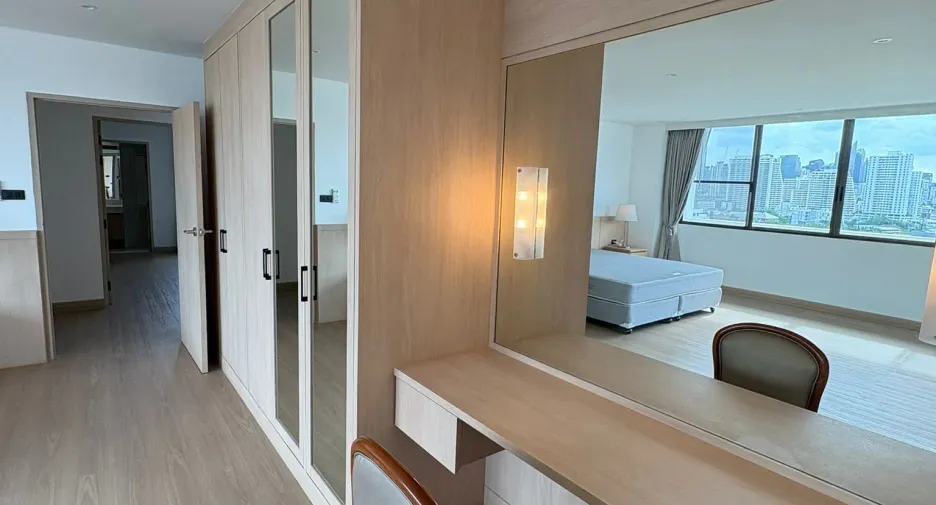 Apartment zur Miete mit 3 Zimmer in Watthana, Bangkok