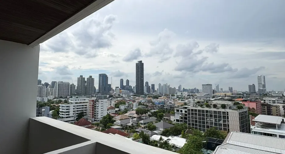 Apartment zur Miete mit 3 Zimmer in Watthana, Bangkok