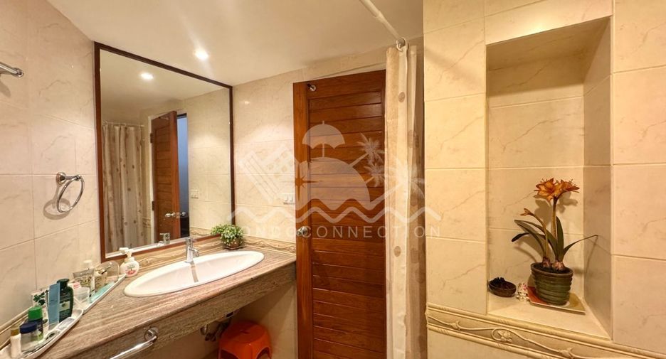 For sale 2 bedrooms condo in North Pattaya, Pattaya