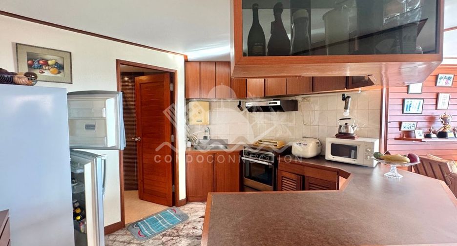For sale 2 bedrooms condo in North Pattaya, Pattaya