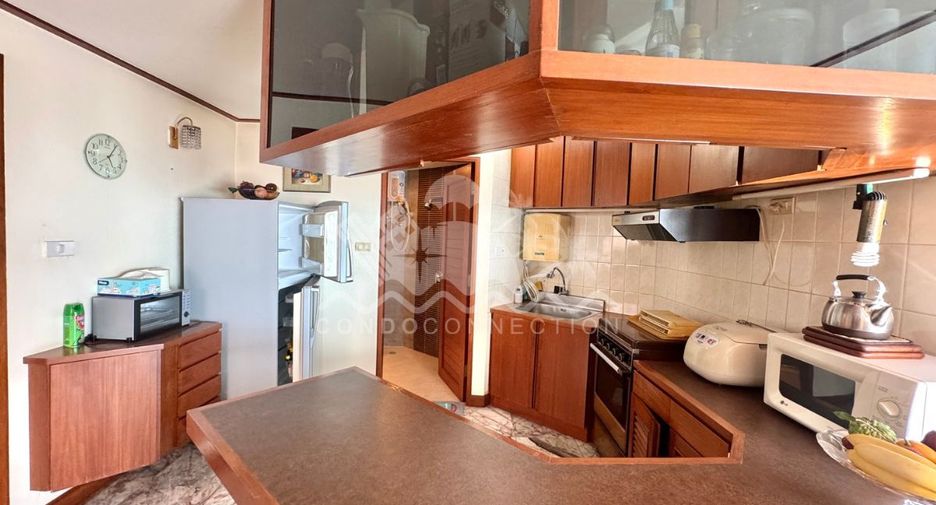 For sale 2 bedrooms condo in North Pattaya, Pattaya
