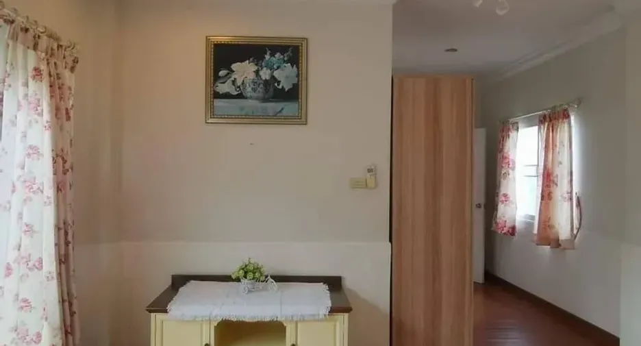 出租 6 卧室 独立屋 在 Mueang Chiang Mai, Chiang Mai