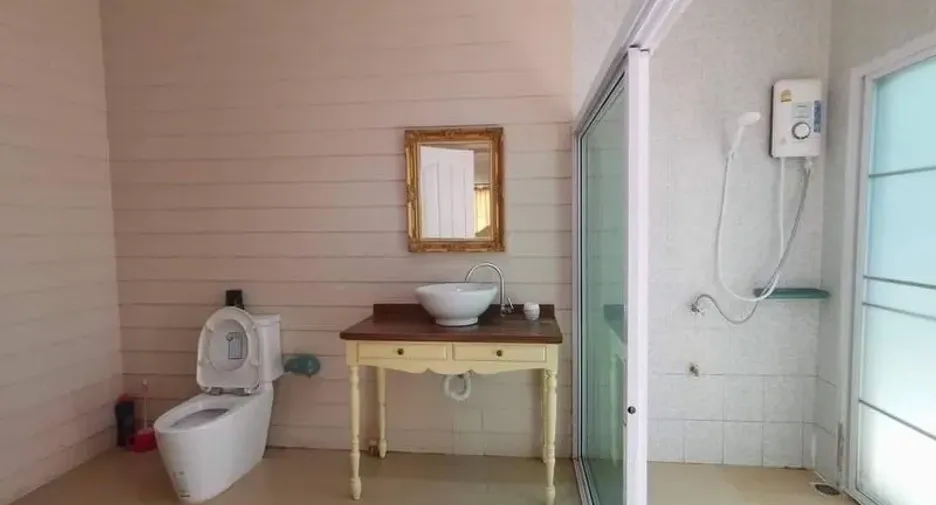 出租 6 卧室 独立屋 在 Mueang Chiang Mai, Chiang Mai