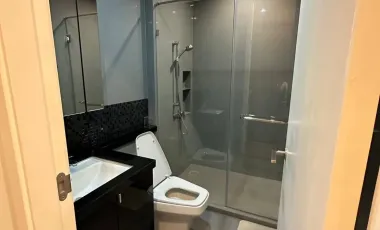 出租 和 出售 2 卧室 公寓 在 Chatuchak, 曼谷