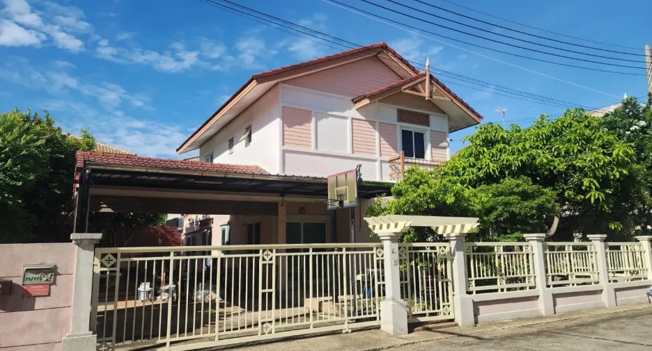 出租 3 卧室 独立屋 在 Lam Luk Ka, Pathum Thani