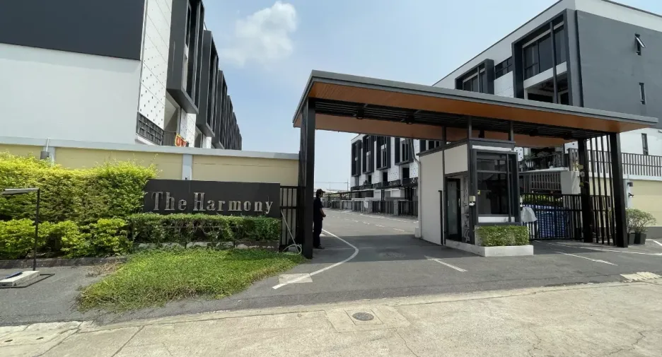 Büro zur Miete mit 3 Zimmer in Khan Na Yao, Bangkok
