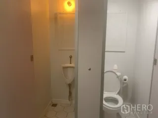 Gewerbefläche zur Miete in Yan Nawa, Bangkok