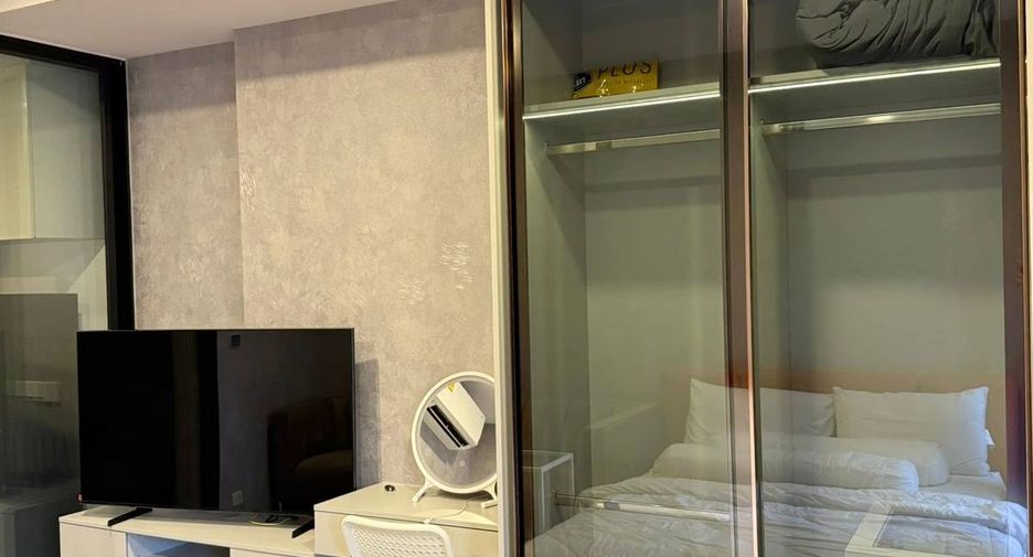For rent 1 bed condo in Huai Khwang, Bangkok