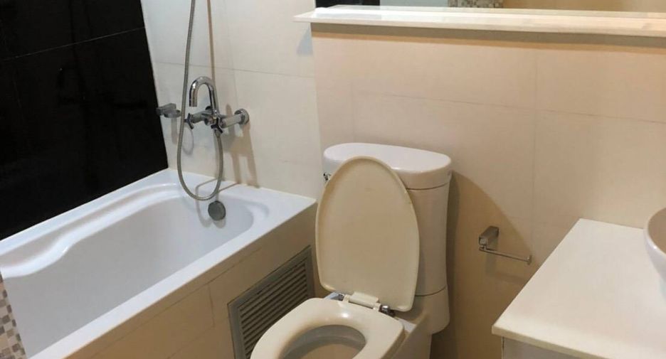 Wohnung zur Miete mit 1 Zimmer in Khlong Toei, Bangkok